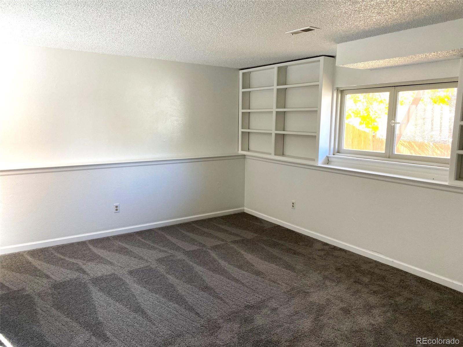 4865 S Espana Lane Centennial CO 80015