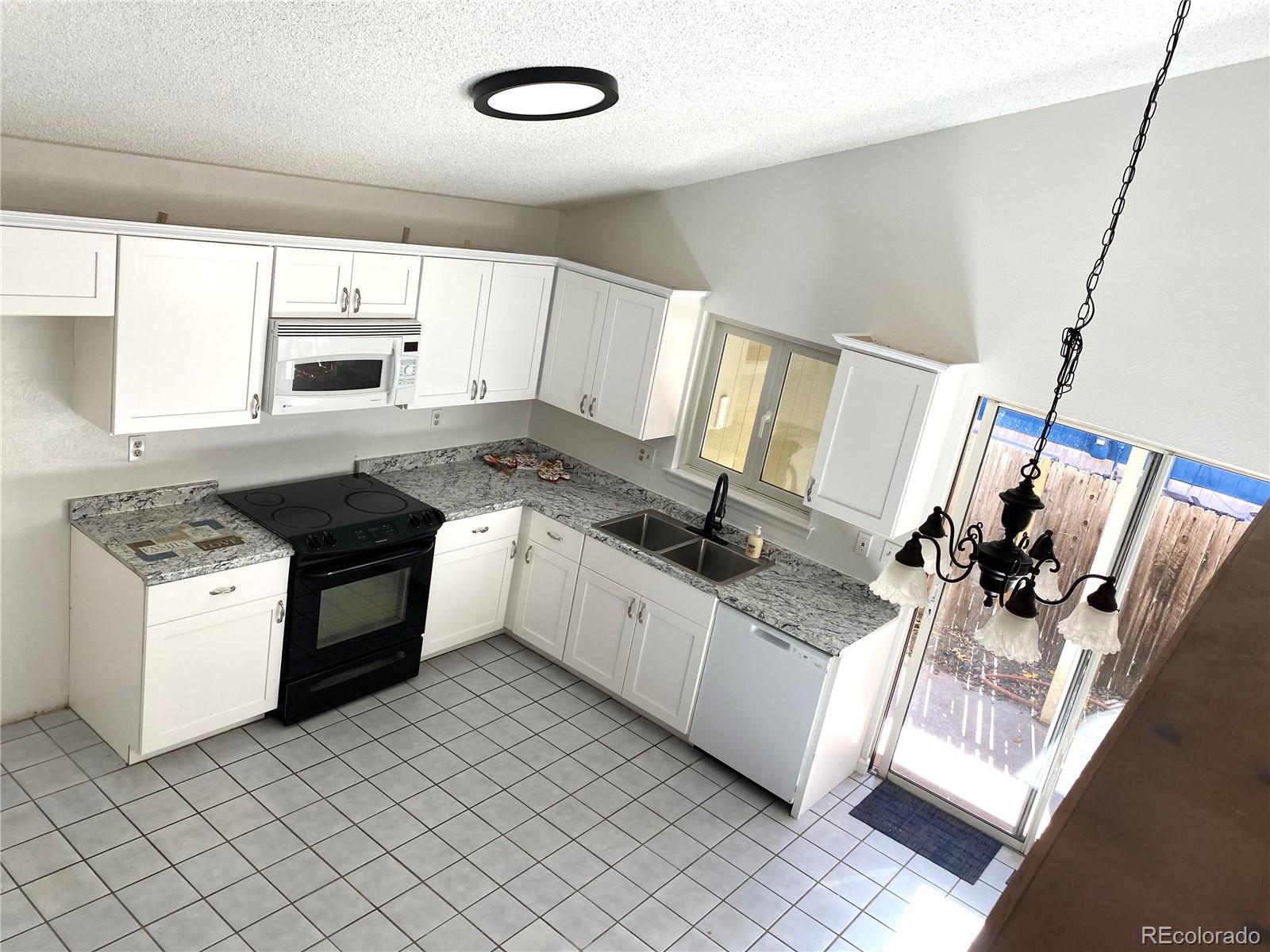4865 S Espana Lane Centennial CO 80015