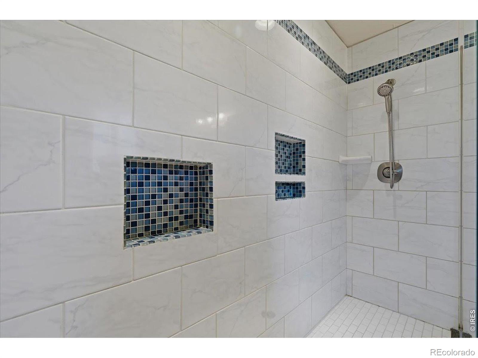 976 Sutton Lane Estes Park CO 80517