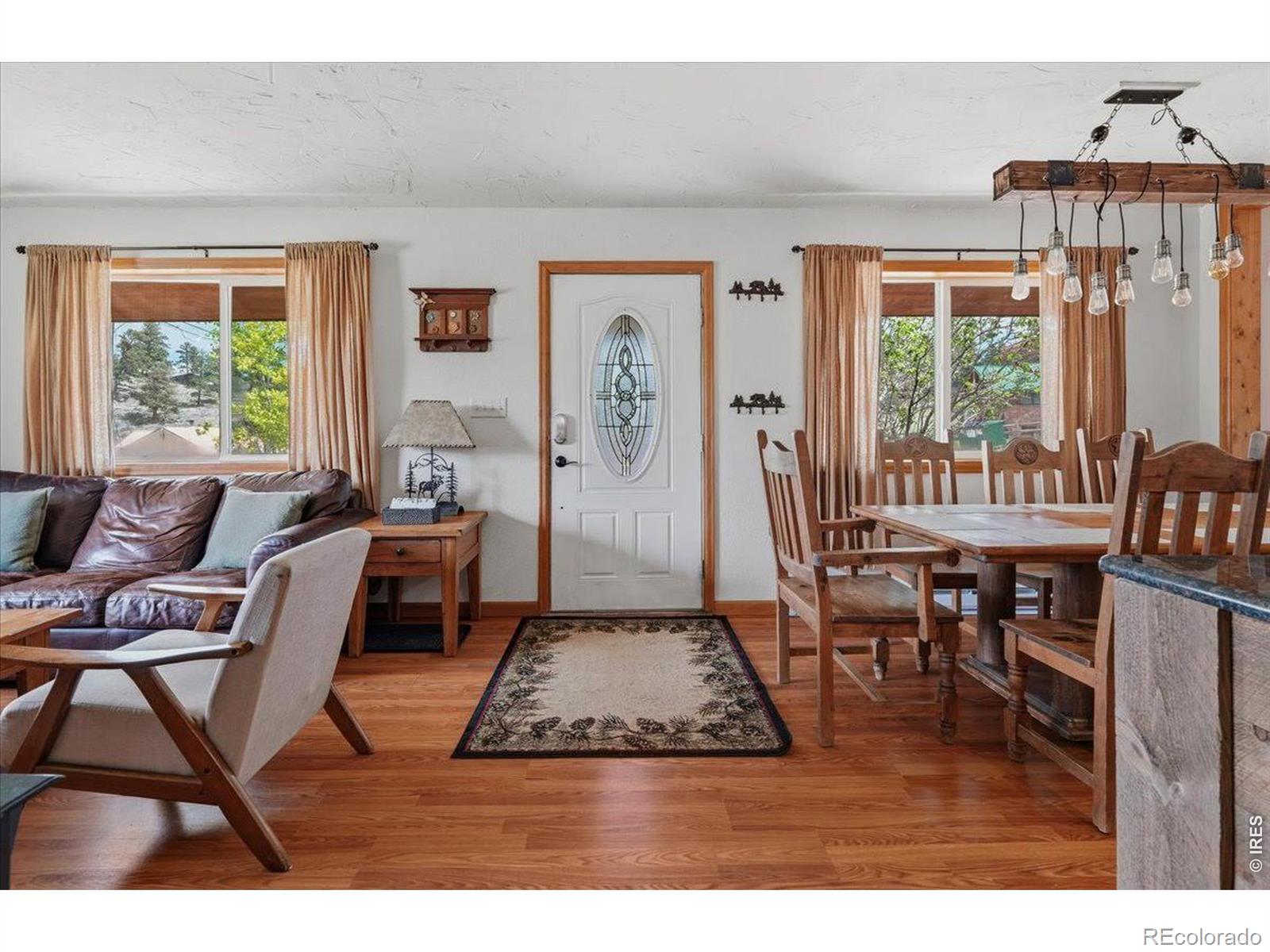 976 Sutton Lane Estes Park CO 80517