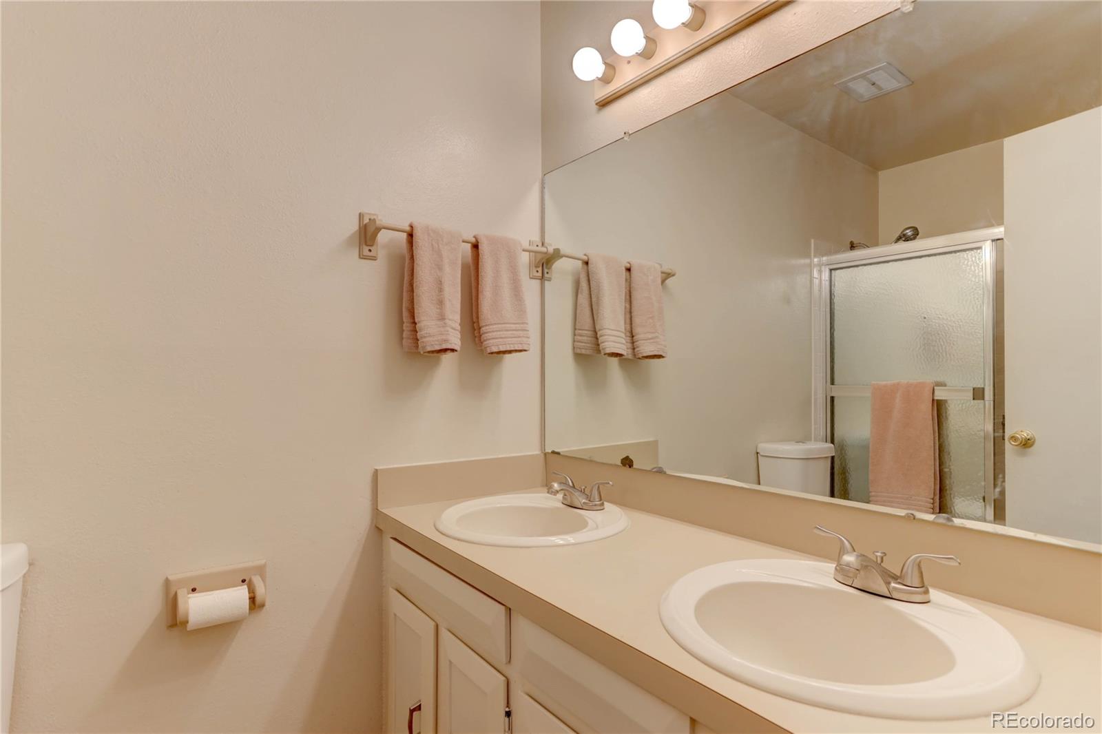 7053 E Maplewood Avenue Centennial CO 80111