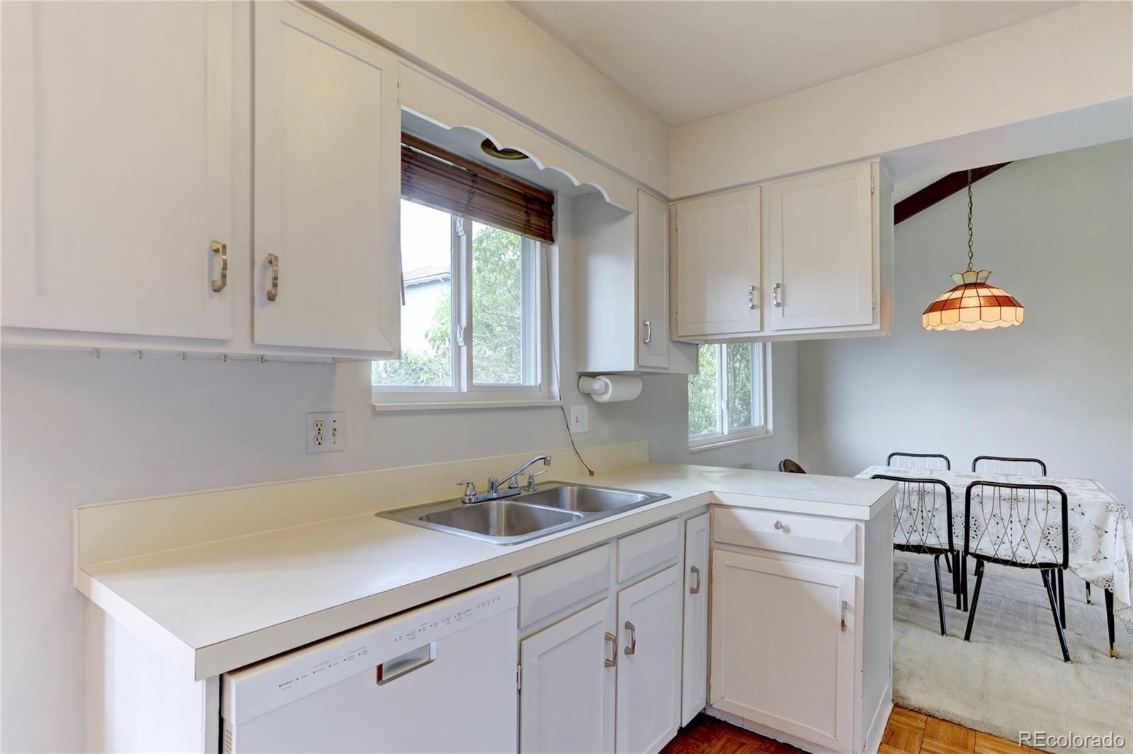 7053 E Maplewood Avenue Centennial CO 80111