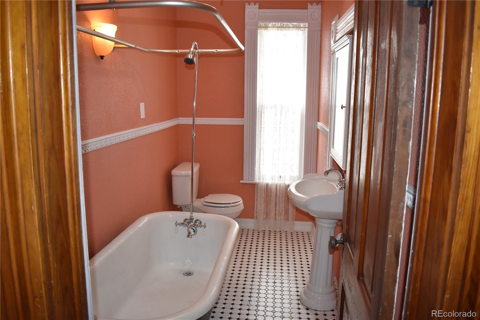 1707 Lake Avenue Pueblo CO 81004