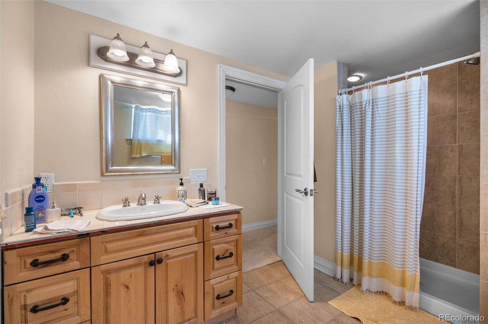 3236 S Saint Paul Street Denver CO 80210