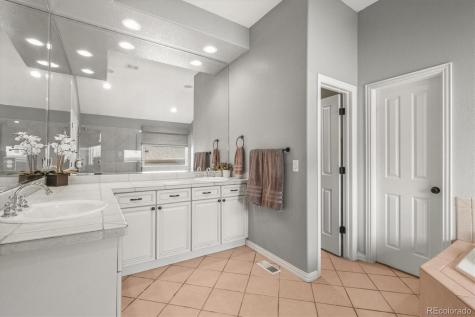 907 Greenridge Lane Castle Pines CO 80108