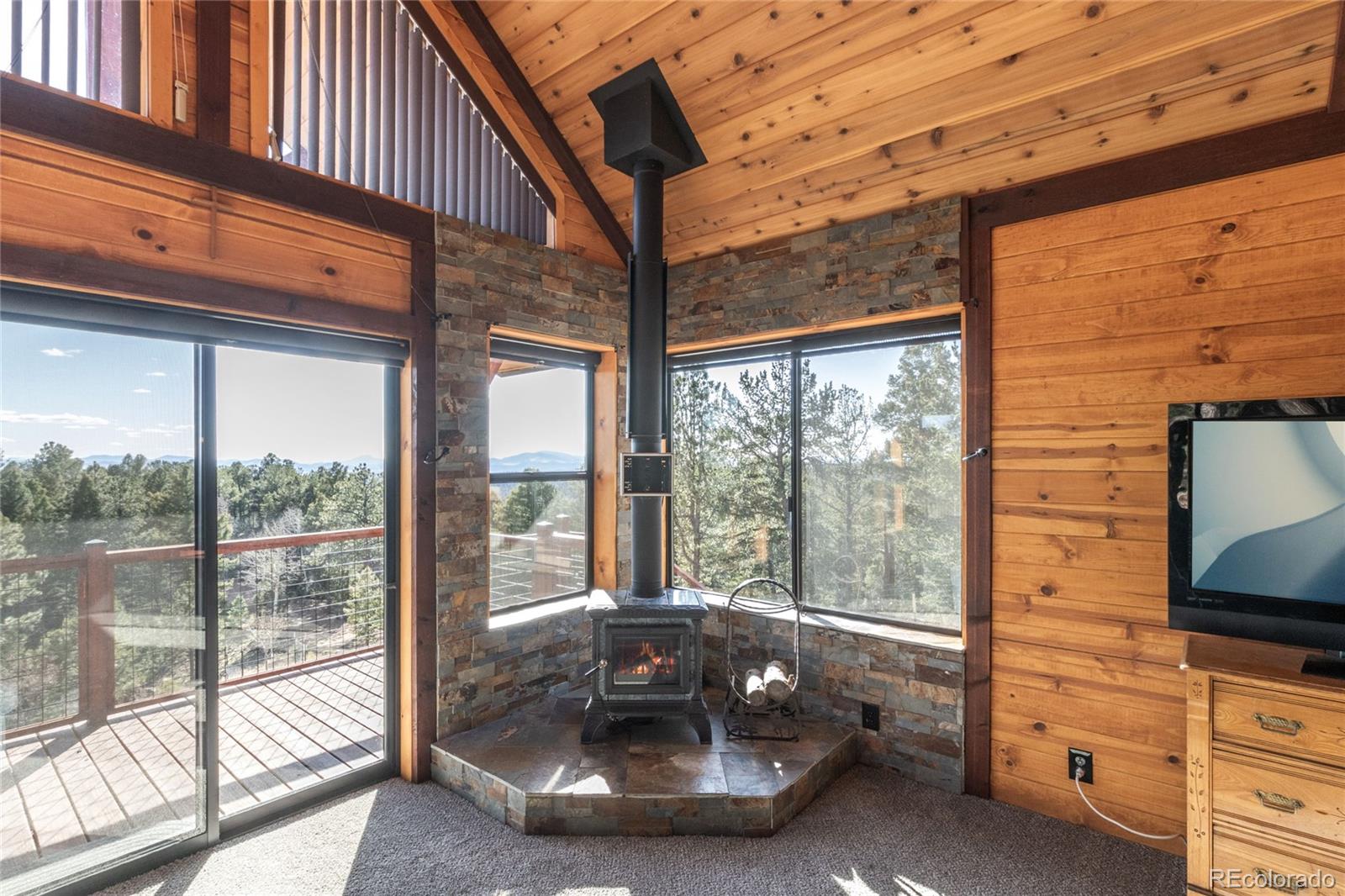 714 Woodrock Way Divide CO 80814