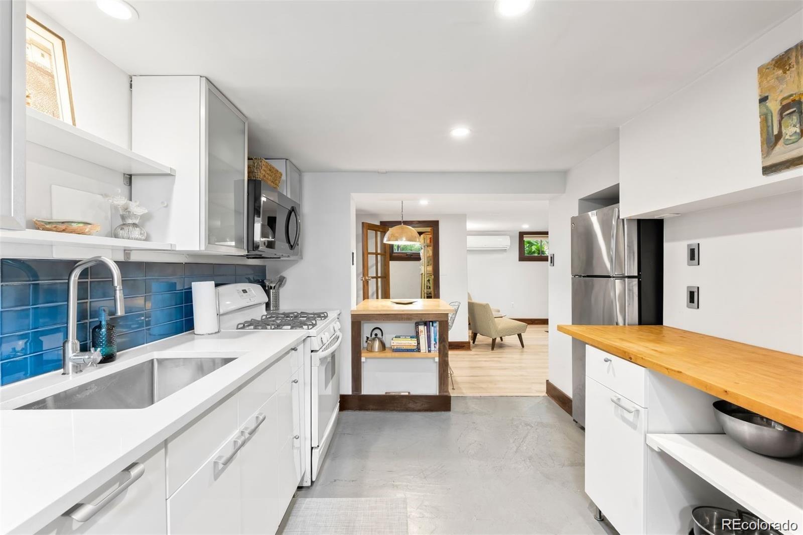 2535 W 35th Avenue Denver CO 80211