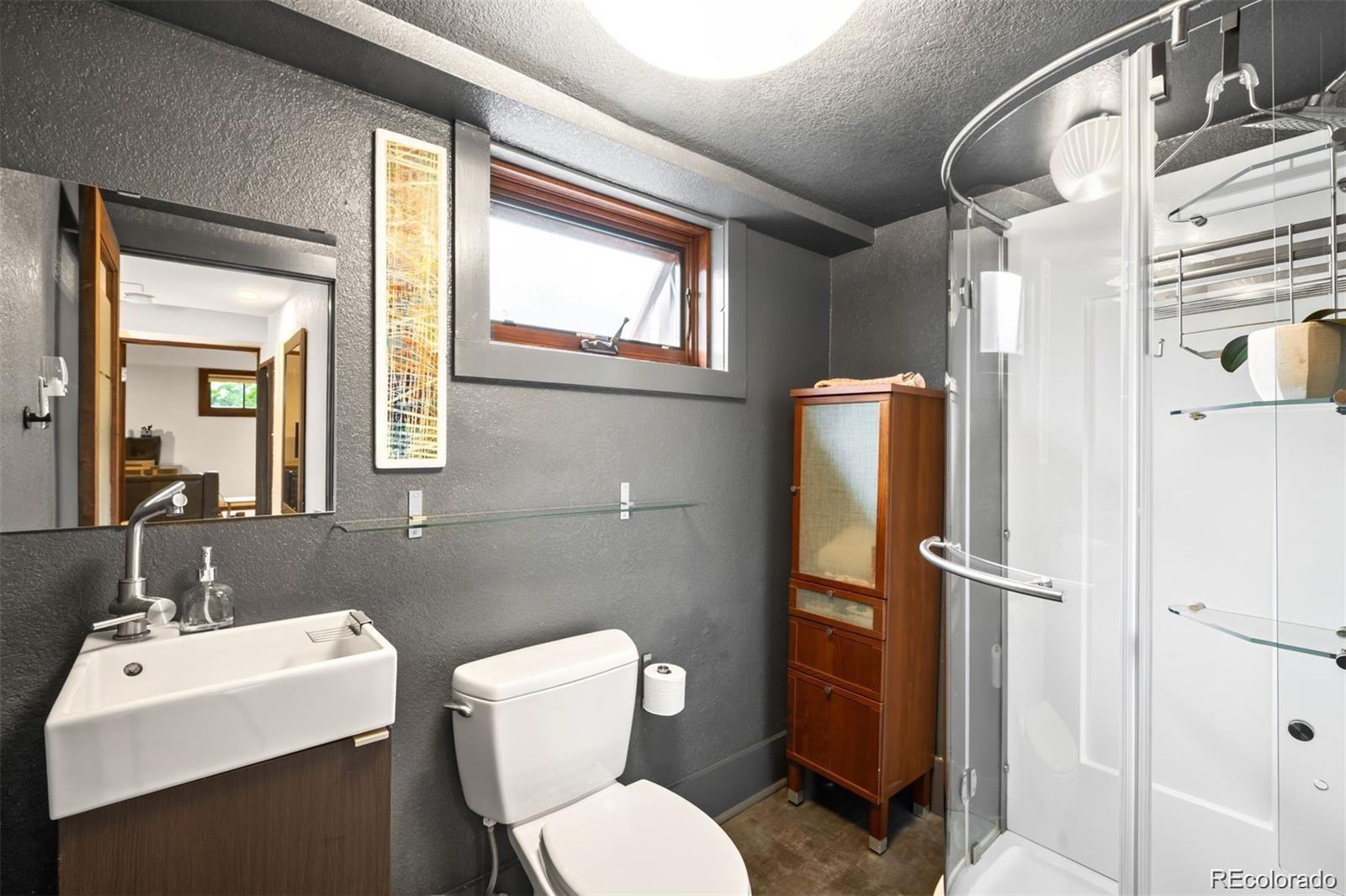 2535 W 35th Avenue Denver CO 80211