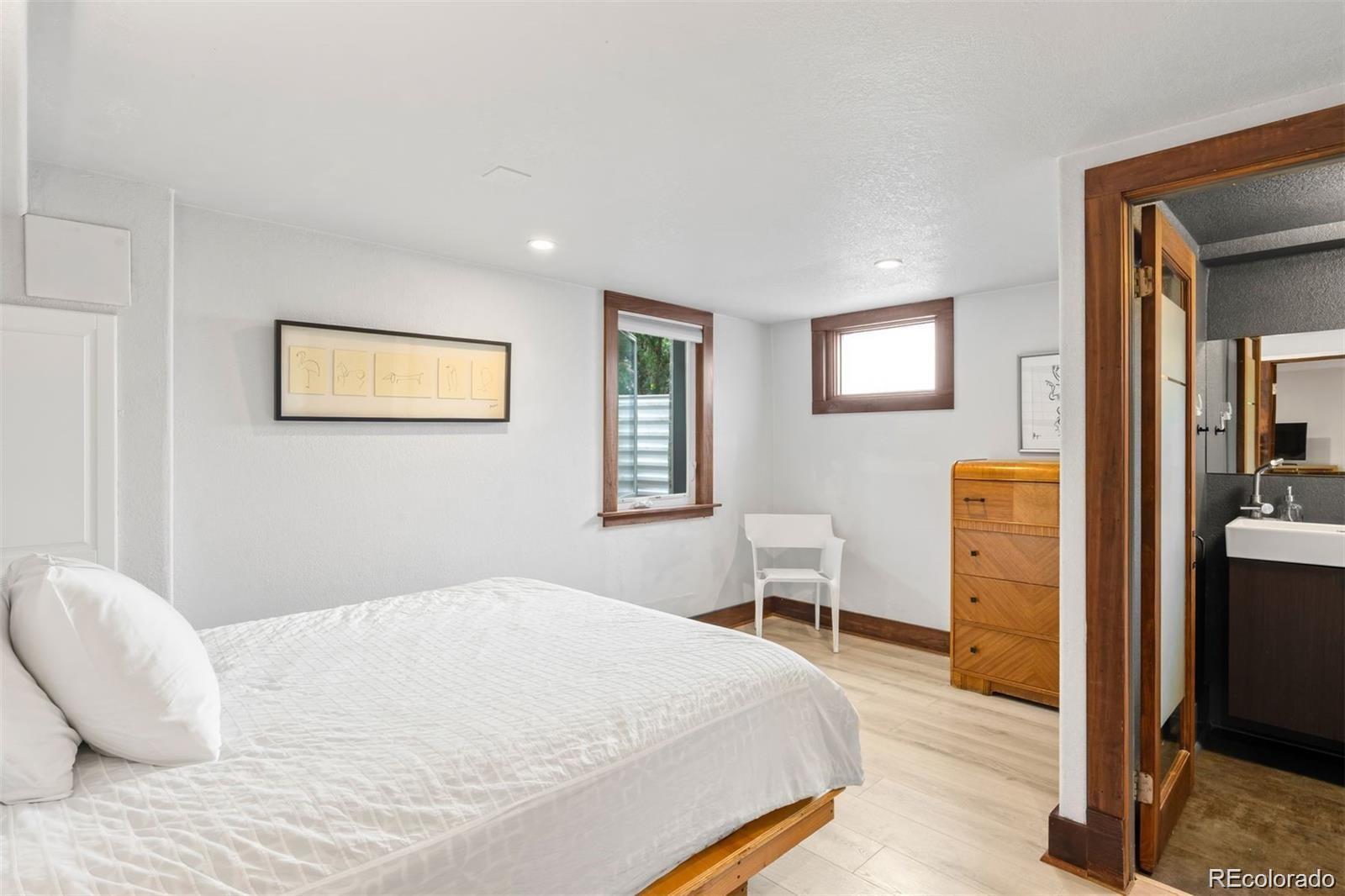 2535 W 35th Avenue Denver CO 80211