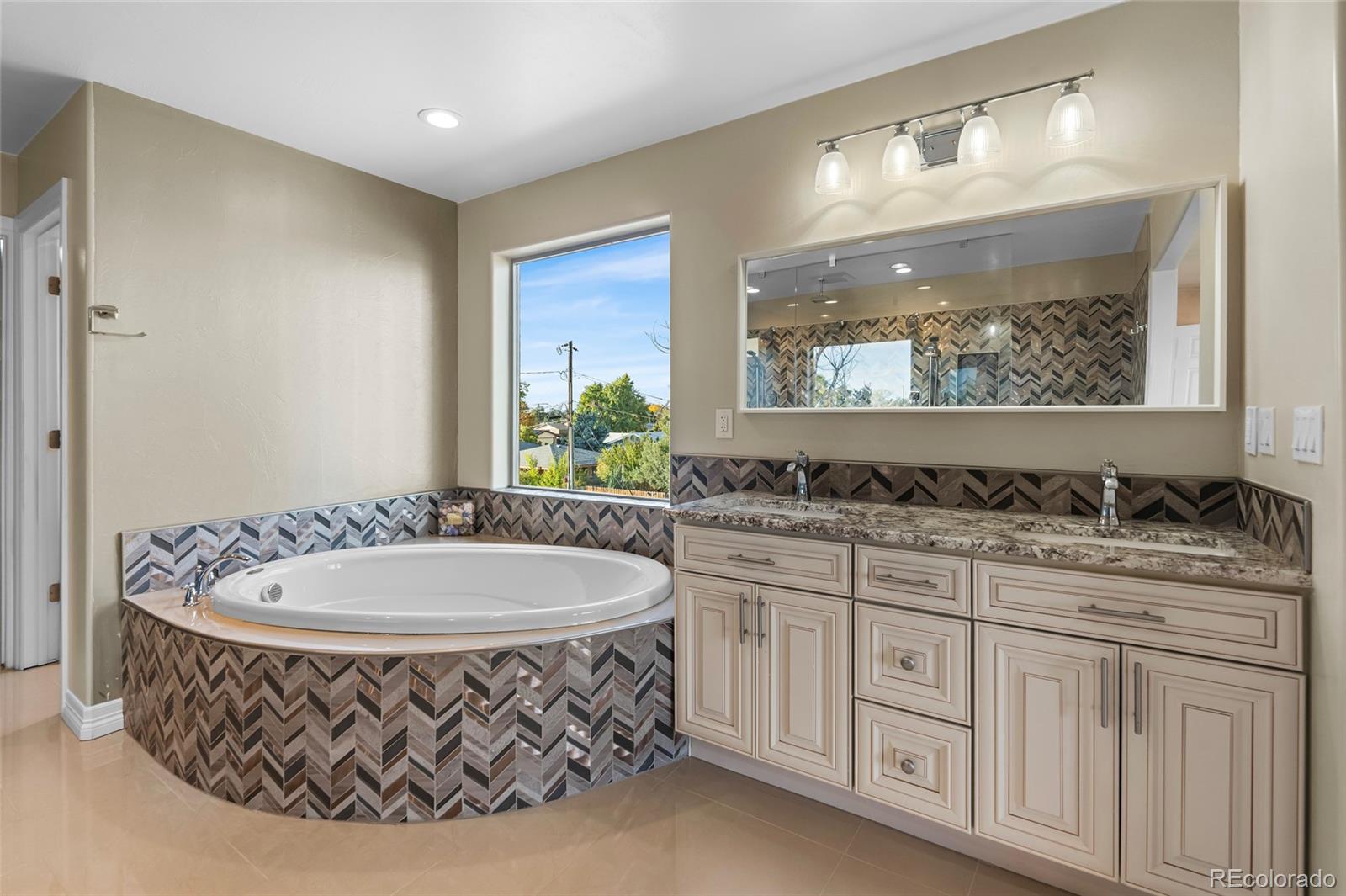 1791 Biscay Street Aurora CO 80011