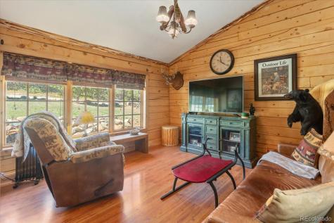 234 Bremer Road Howard CO 81233