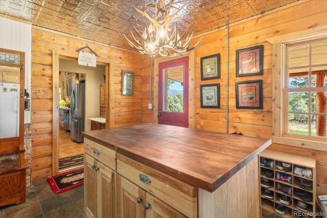 234 Bremer Road Howard CO 81233