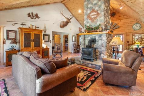 234 Bremer Road Howard CO 81233