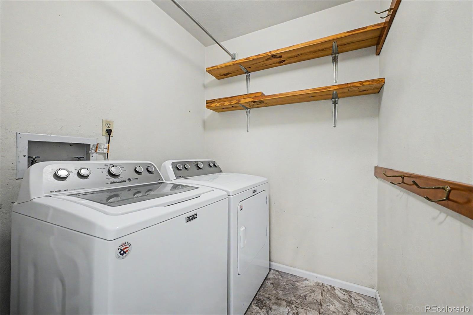 1617 Albion Lane Longmont CO 80503