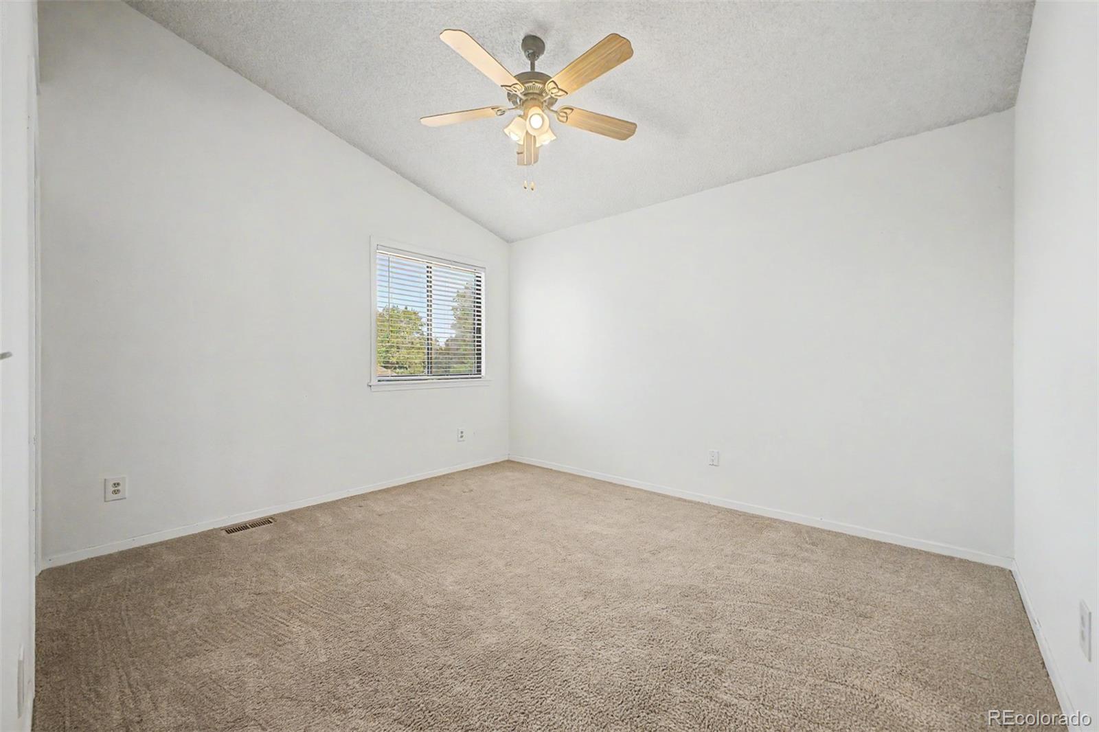 1617 Albion Lane Longmont CO 80503