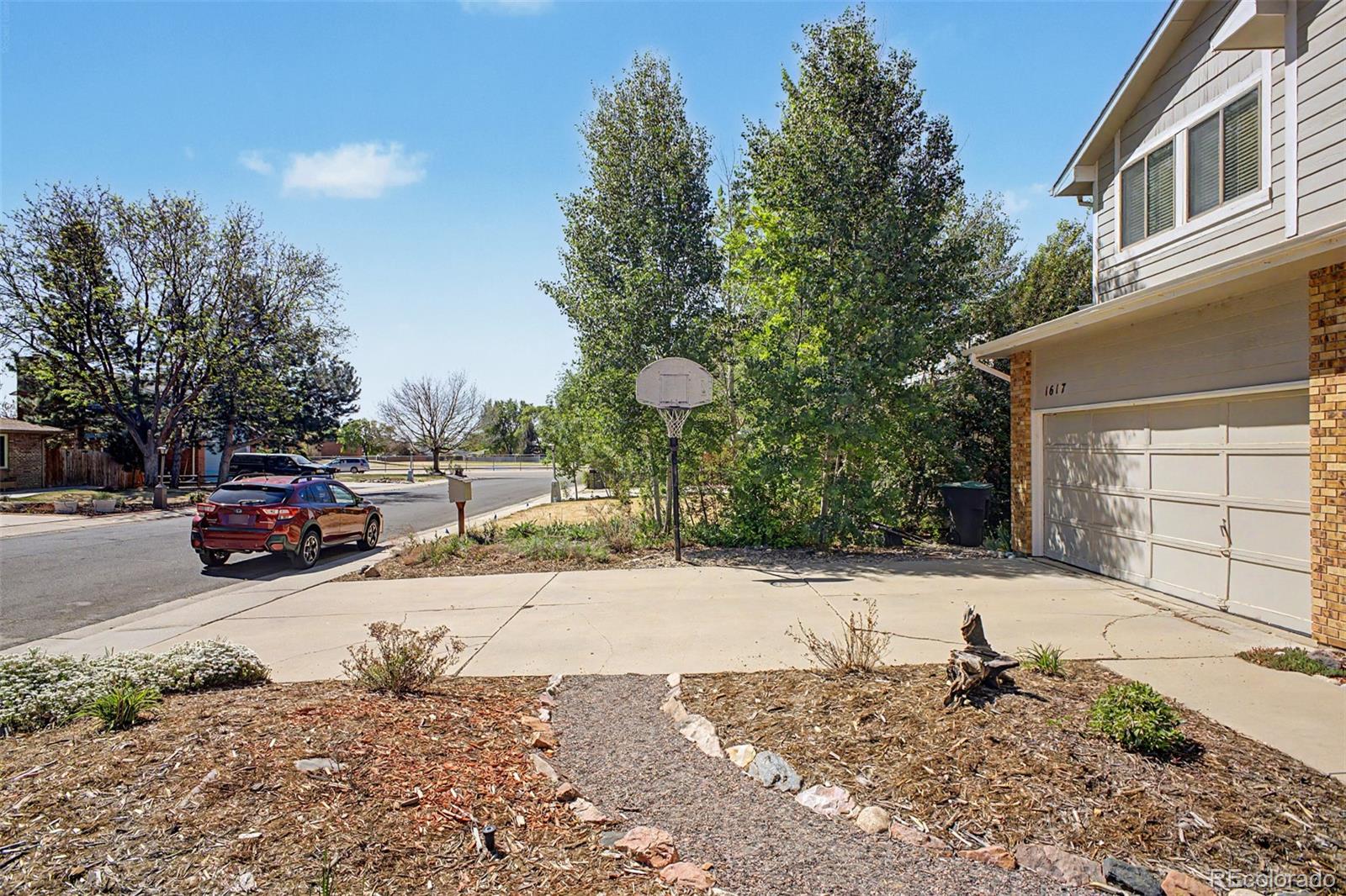 1617 Albion Lane Longmont CO 80503