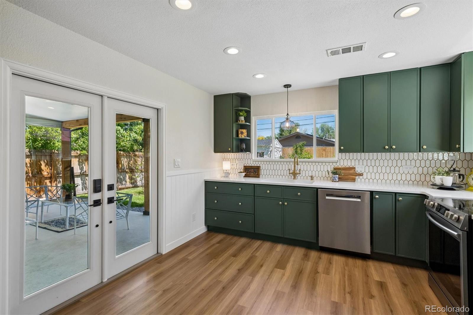 2876 S Elm Street Denver CO 80222
