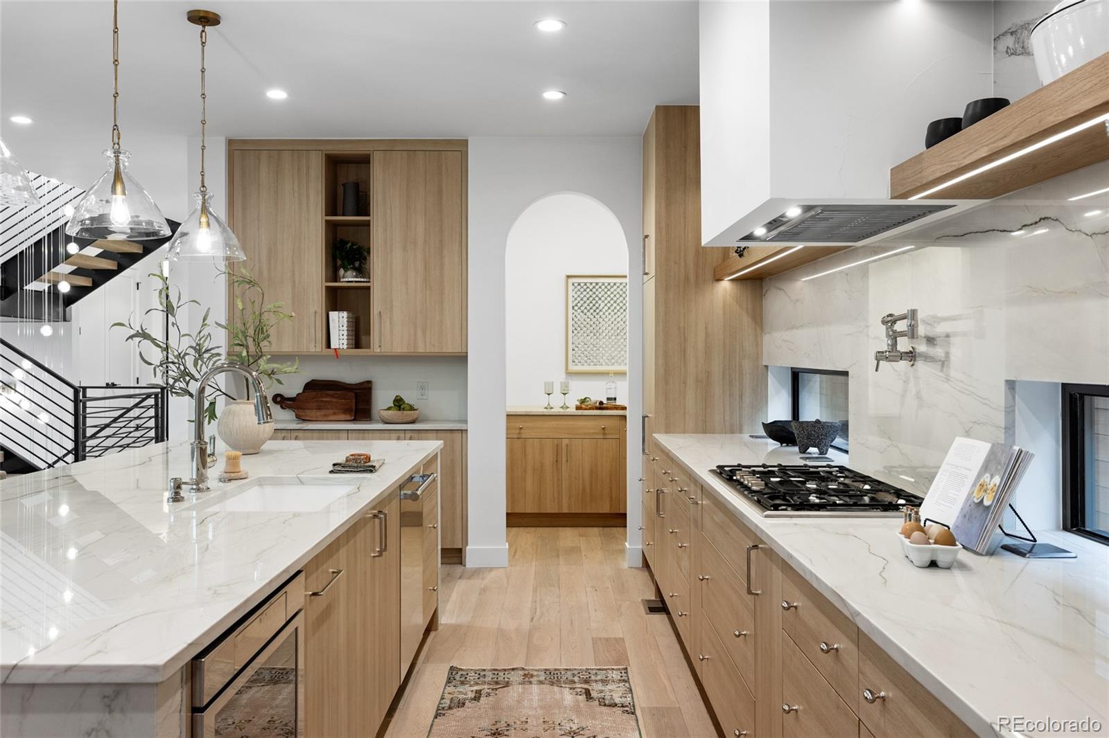 592 S High Street Denver CO 80209