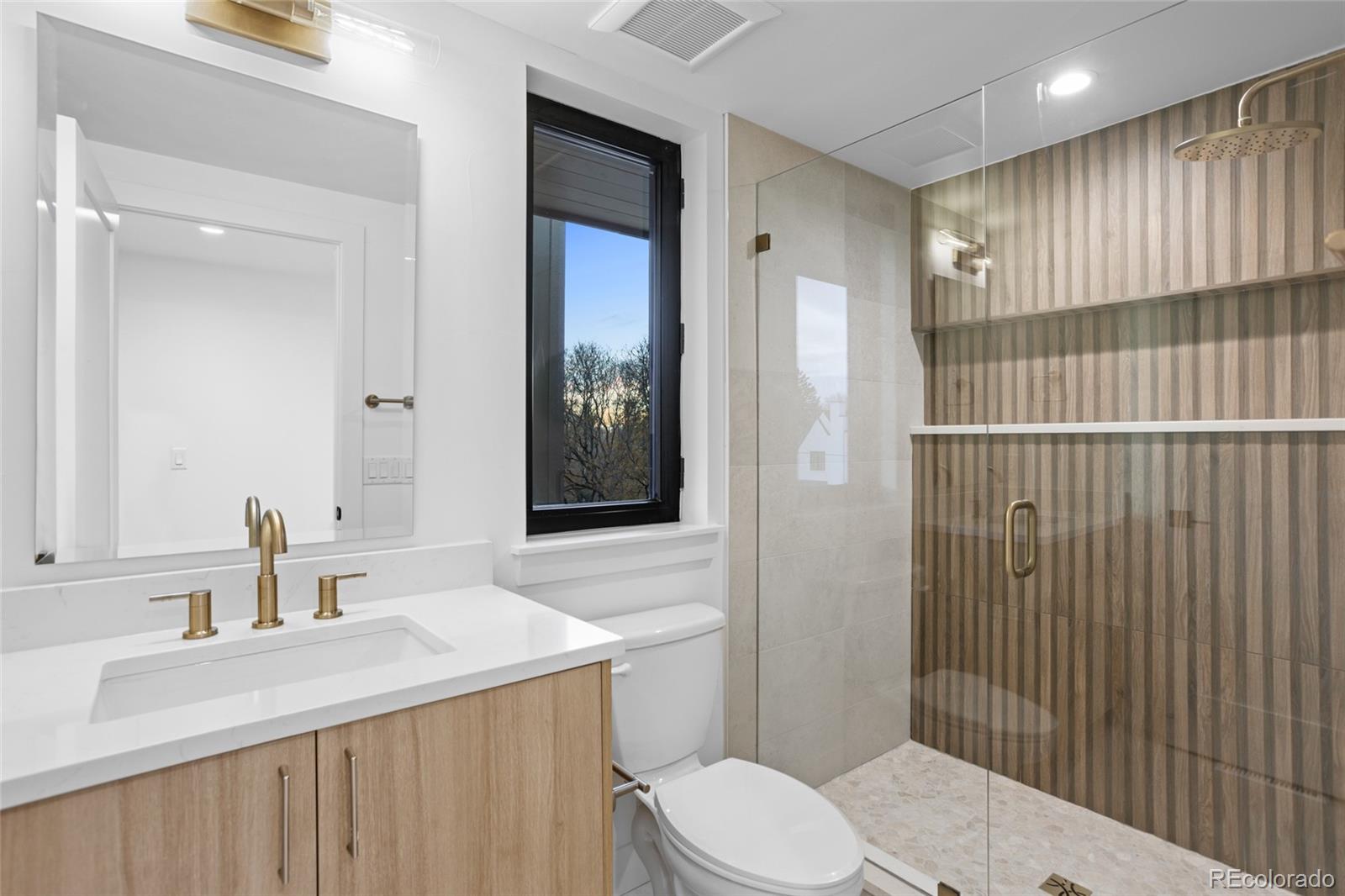 592 S High Street Denver CO 80209