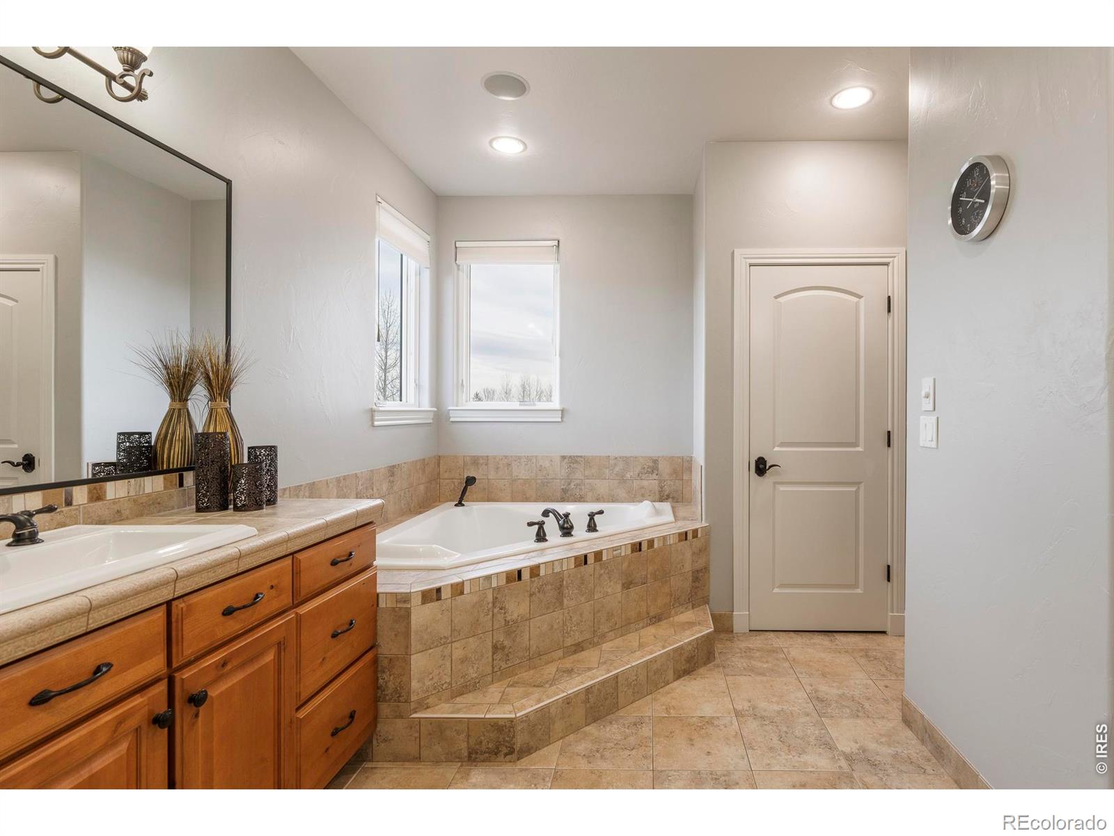 8712 Portico Lane Longmont CO 80503