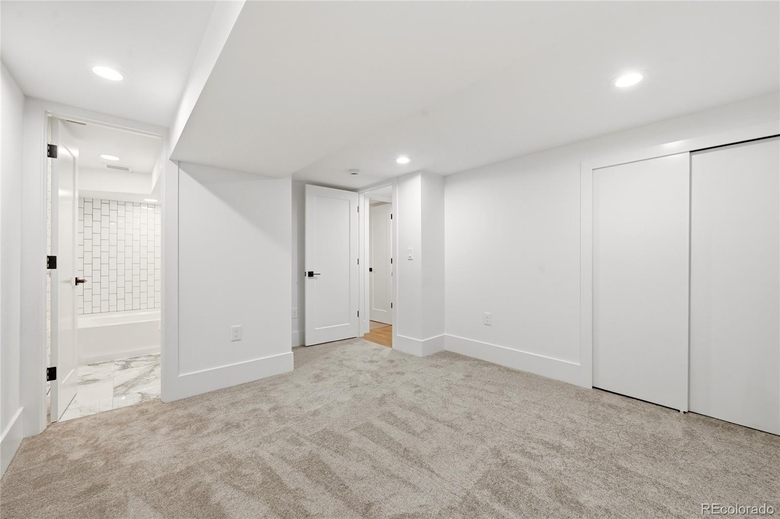 2466 S Krameria Street Denver CO 80222