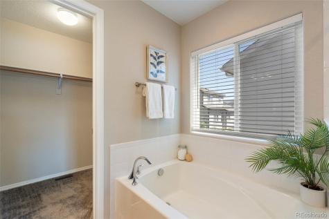 3863 Vineyard Circle Colorado Springs CO 80922