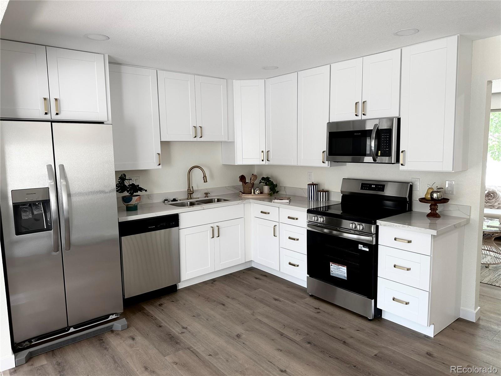2560 S Sable Way Aurora CO 80014