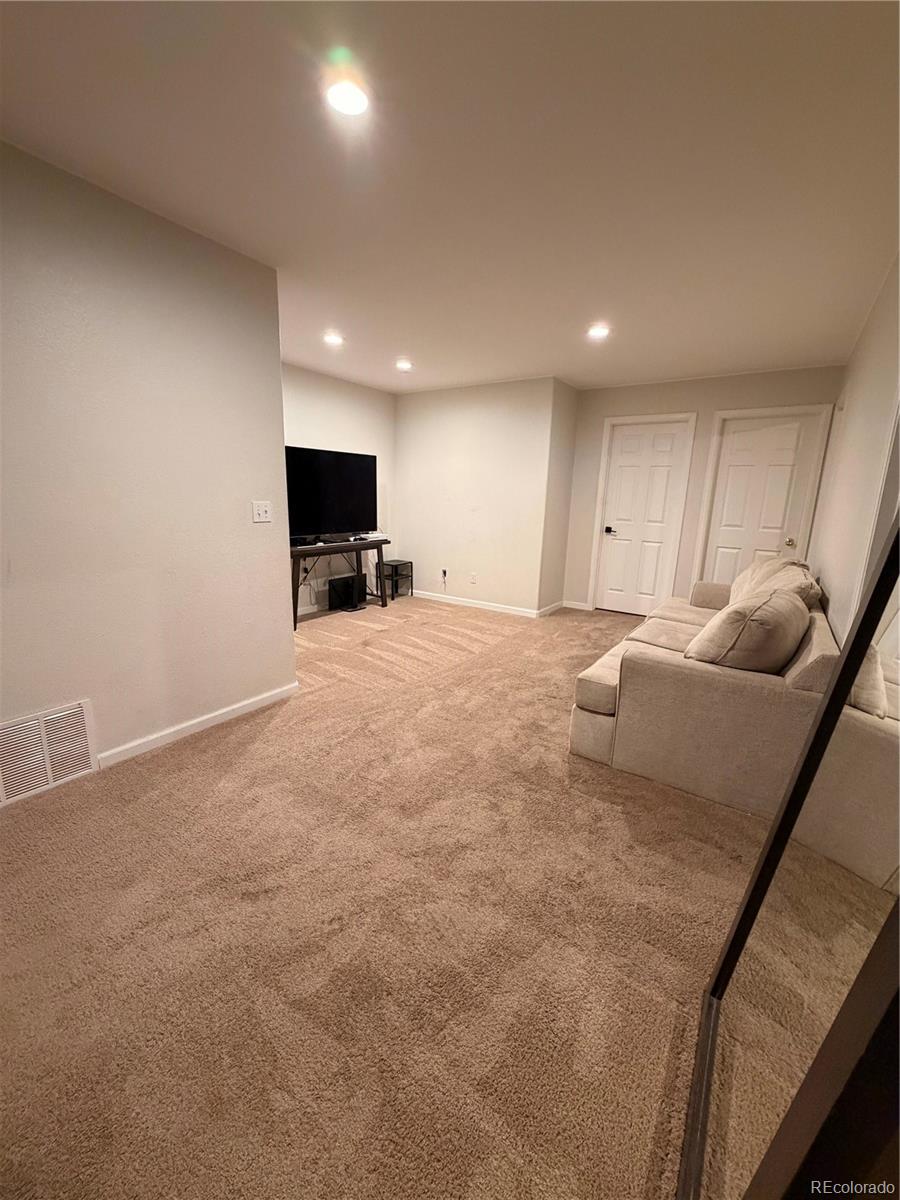 6144 Ivy Street Commerce City CO 80022
