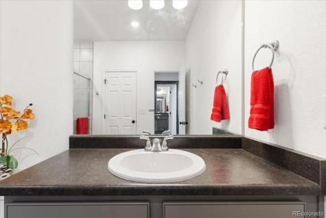4570 N Quemoy Street Aurora CO 80019