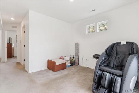 4570 N Quemoy Street Aurora CO 80019
