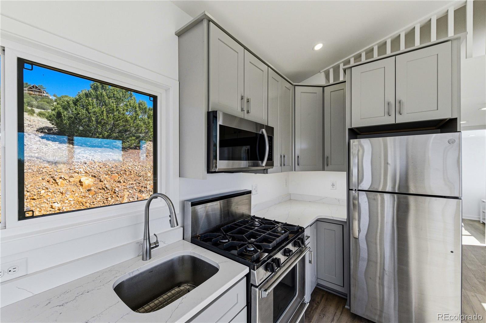32 Peerless Circle Westcliffe CO 81252