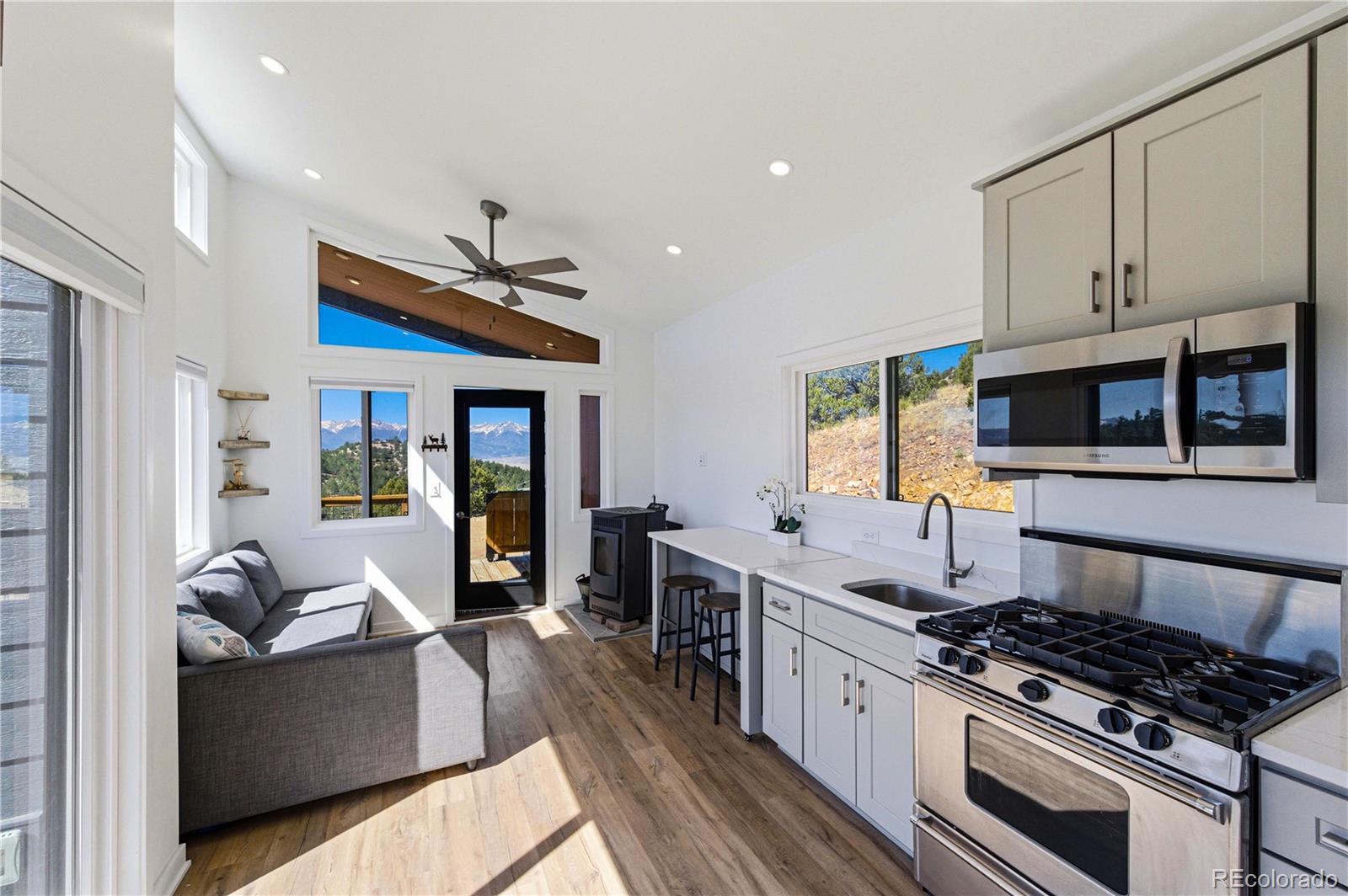 32 Peerless Circle Westcliffe CO 81252
