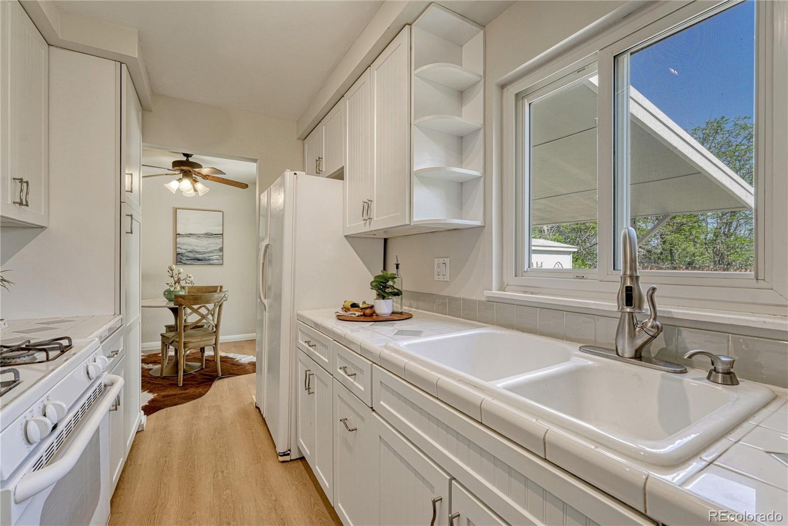 3084 S Dexter Way Denver CO 80222