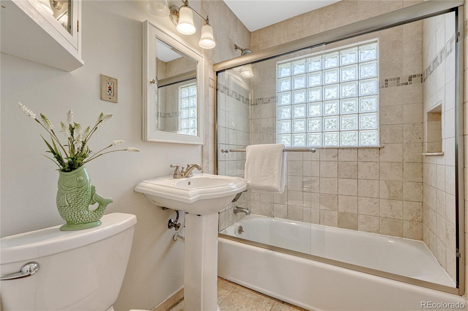 3084 S Dexter Way Denver CO 80222