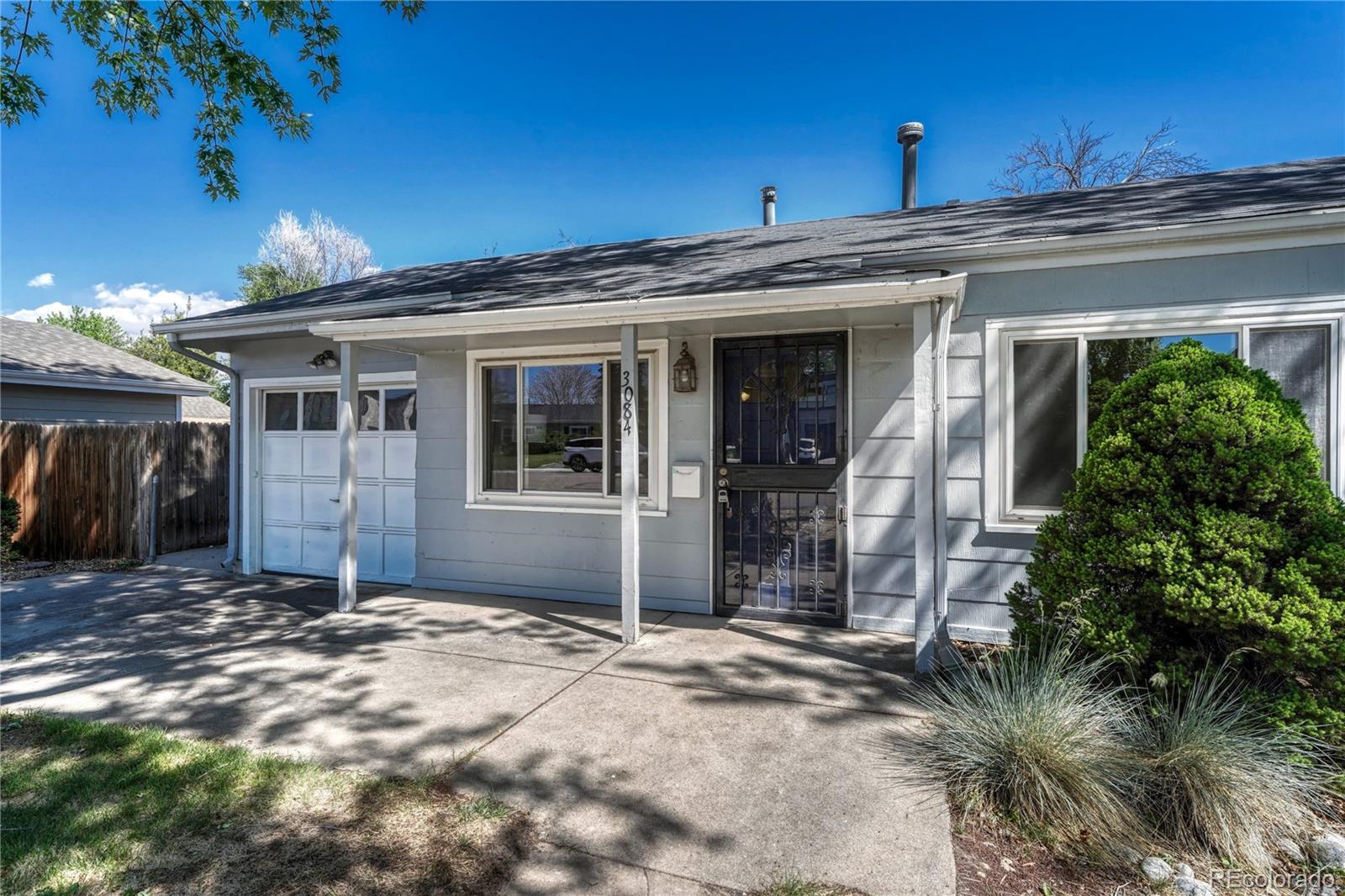 3084 S Dexter Way Denver CO 80222