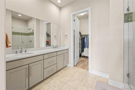 21996 E Allenspark Place Aurora CO 80016