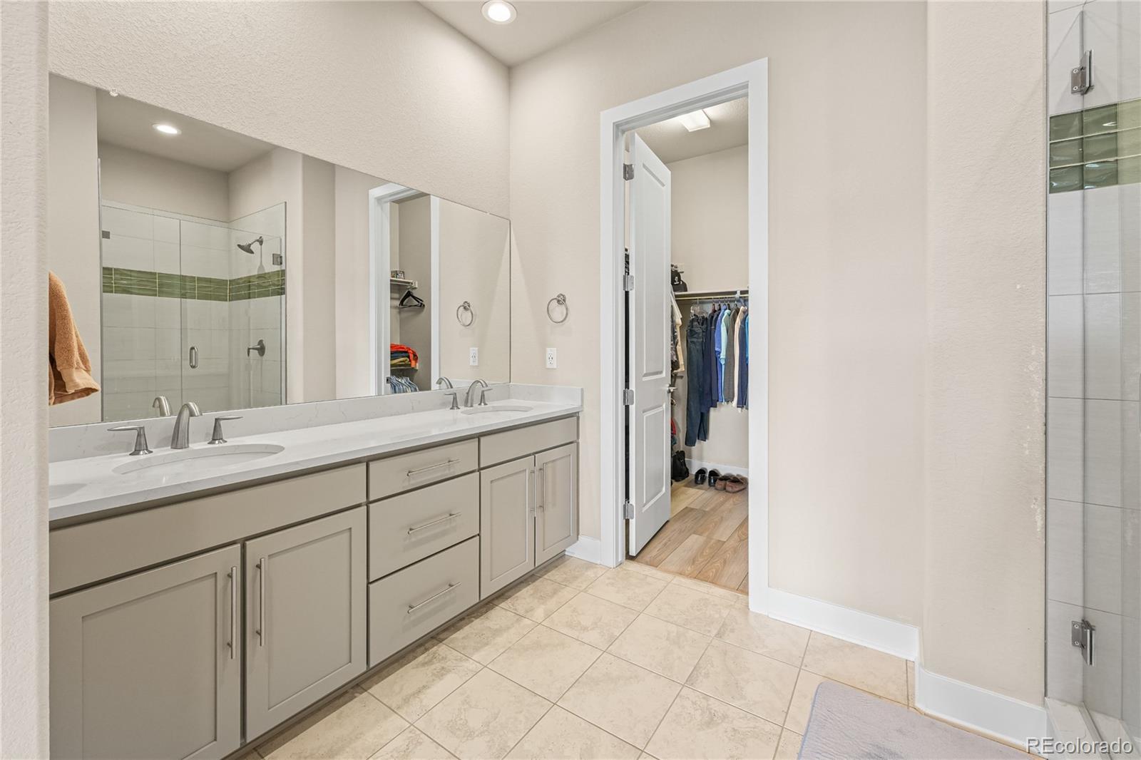 21996 E Allenspark Place Aurora CO 80016