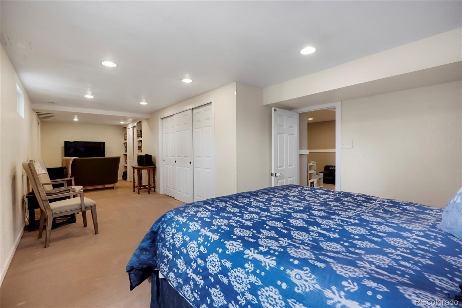 2383 S Holland Street Lakewood CO 80227