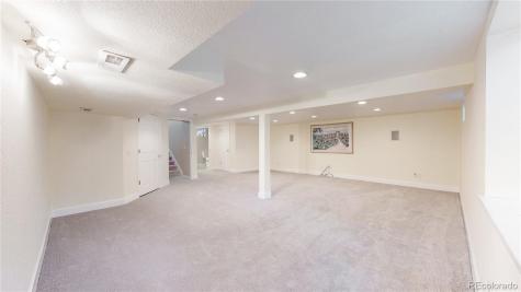 7214 S Kendall Court Littleton CO 80128