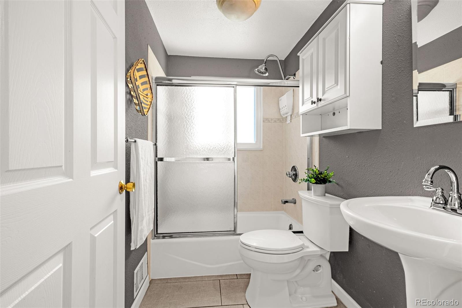 12164 E Ohio Avenue Aurora CO 80012