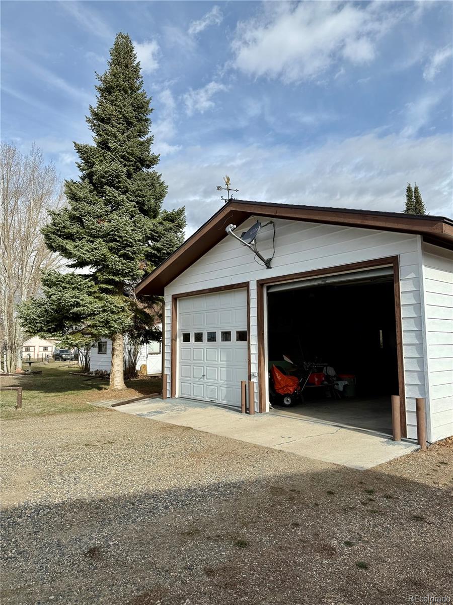 453 Mckinley Street Walden CO 80480