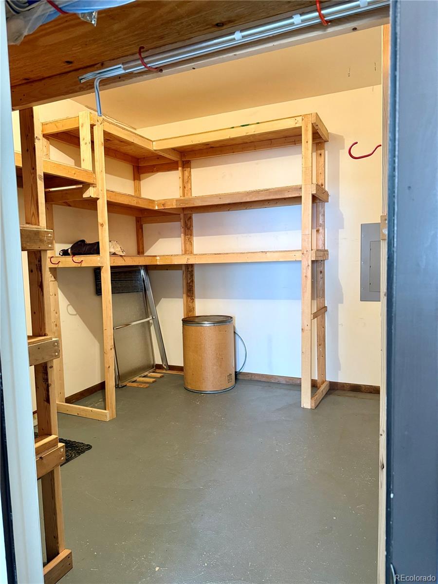 453 Mckinley Street Walden CO 80480