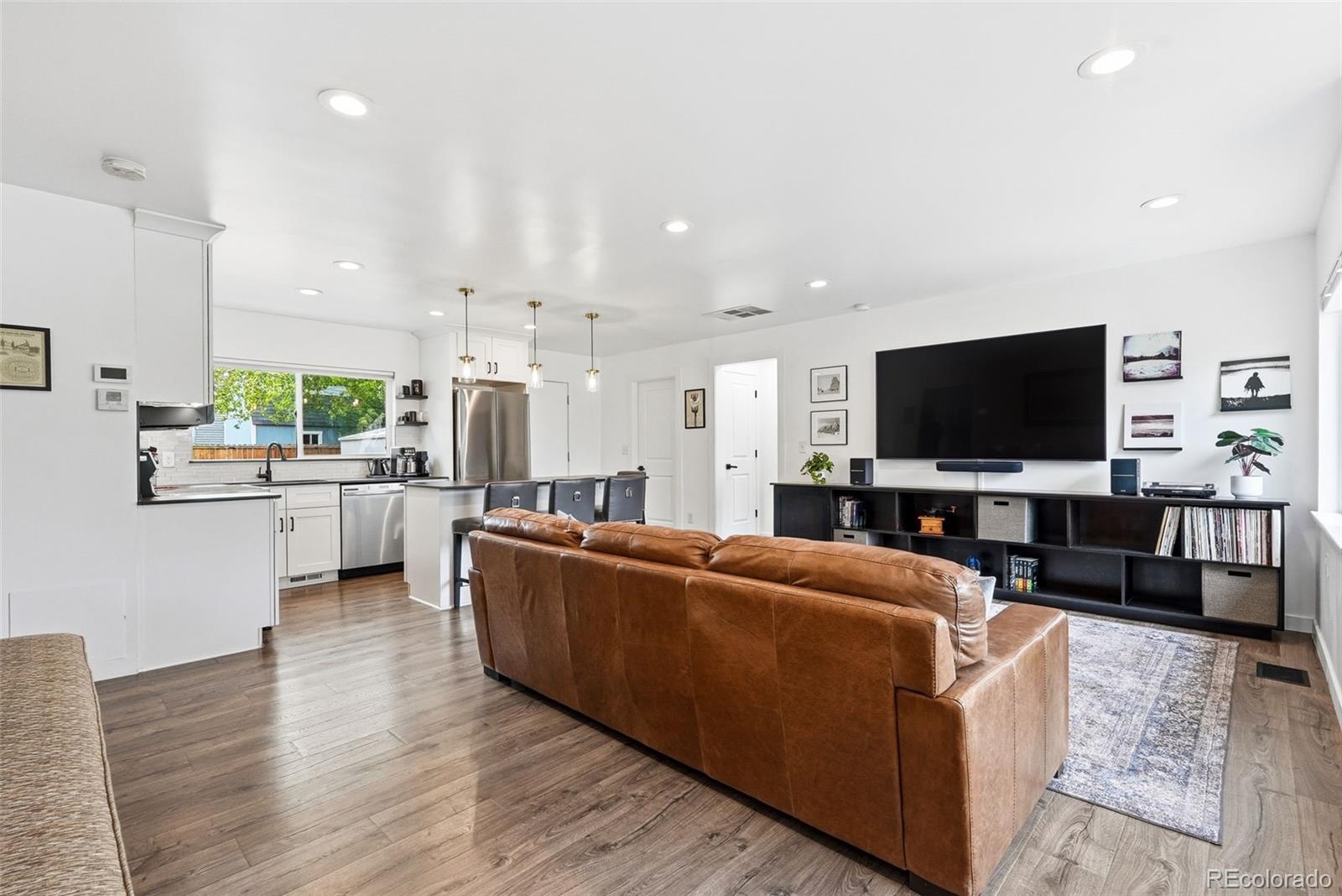 2815 S Glencoe Street Denver CO 80222