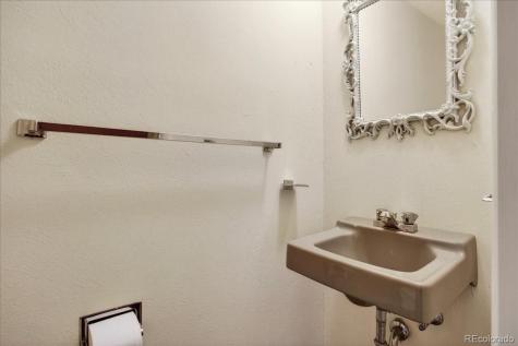 555 S Coors Court Lakewood CO 80228