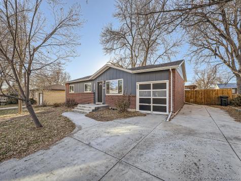 6897 Newcombe Street Arvada CO 80004