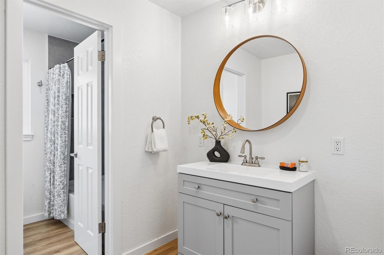 1888 S Filbert Court Denver CO 80222