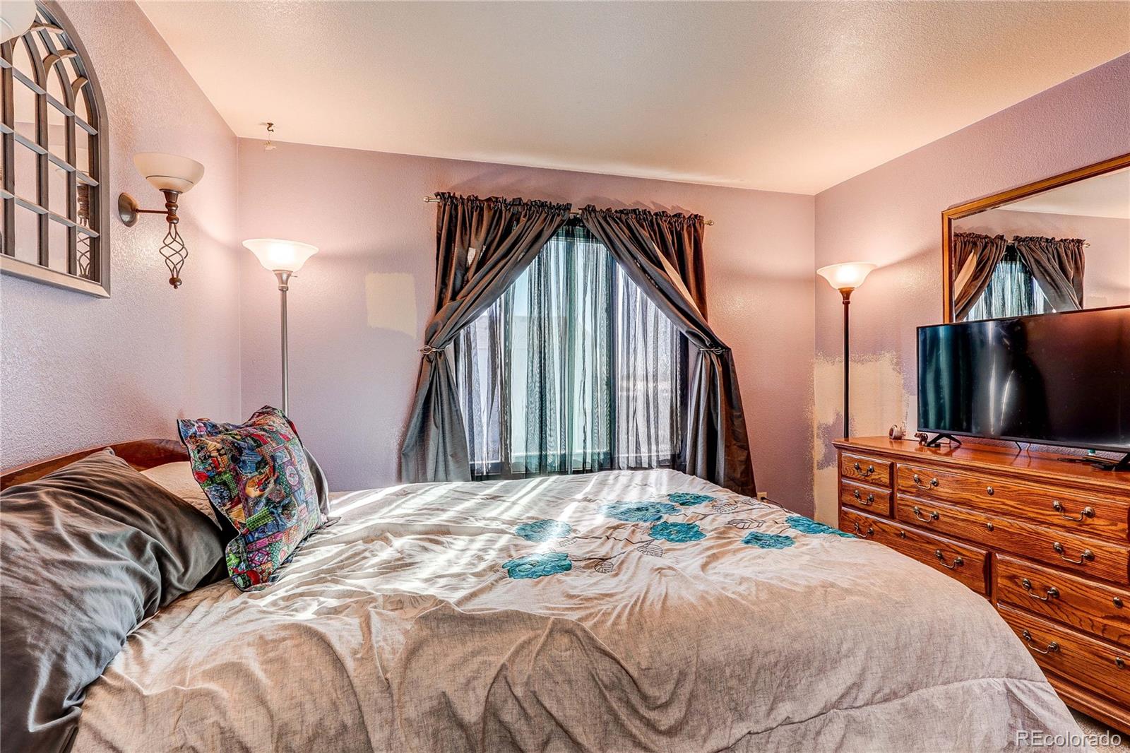 4884 E 101st Court Thornton CO 80229