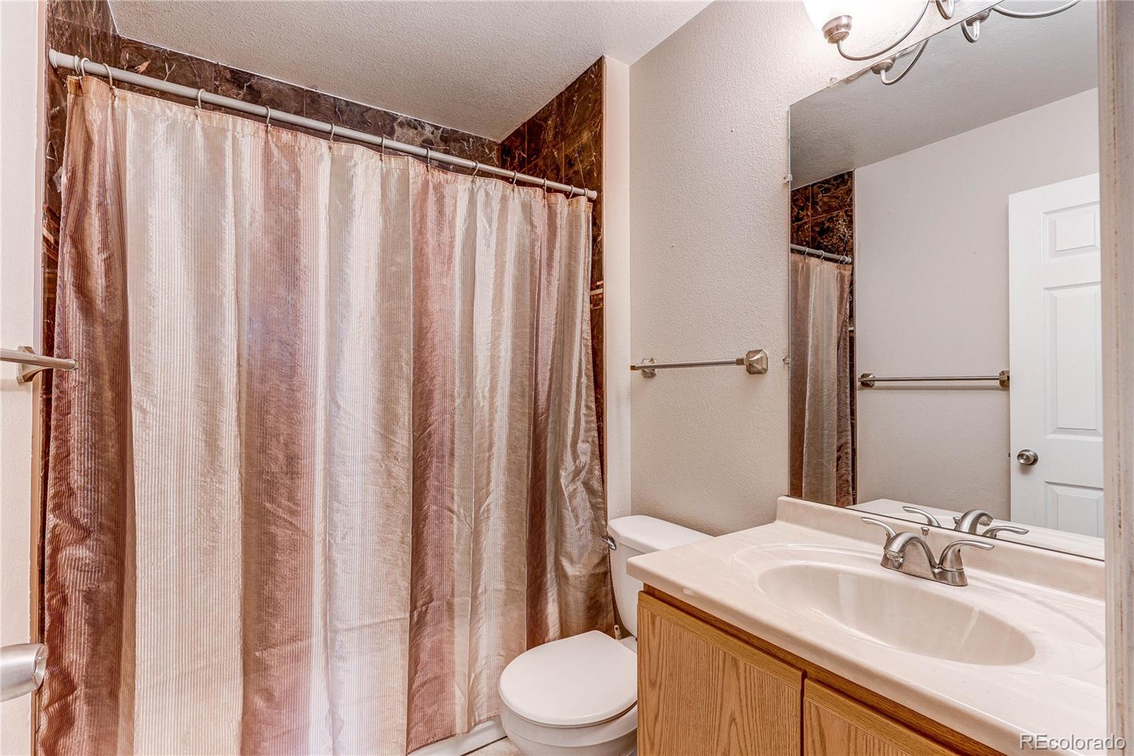 4884 E 101st Court Thornton CO 80229