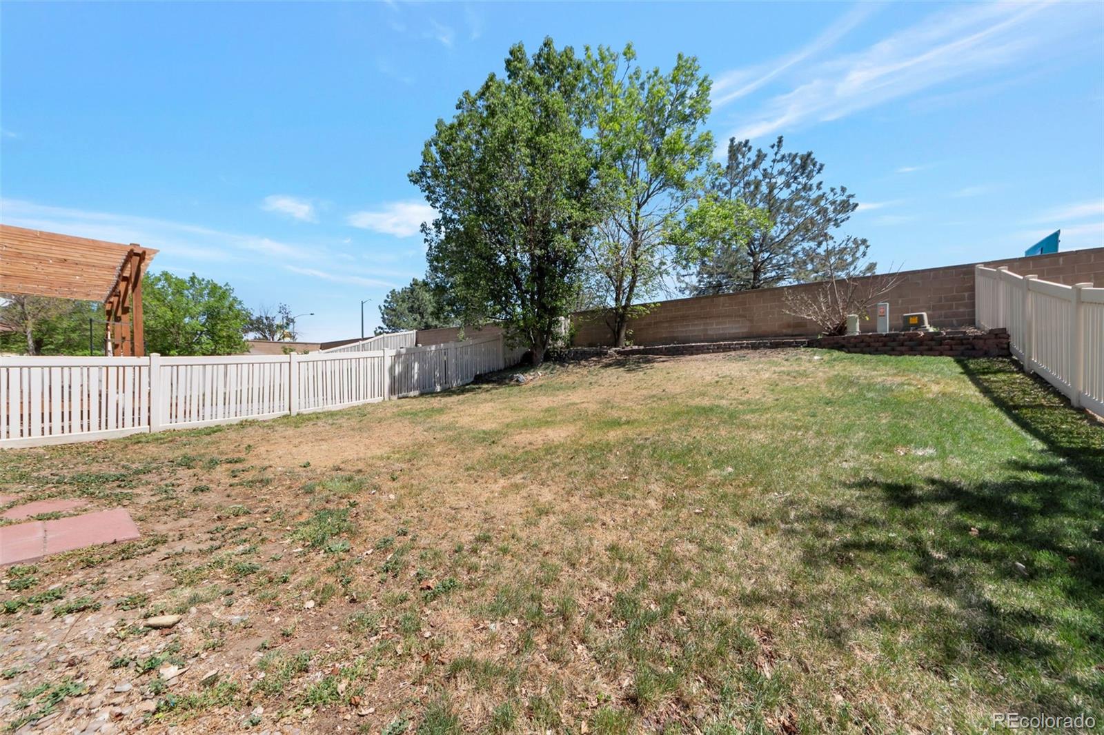 10742 Dayton Way Commerce City CO 80640