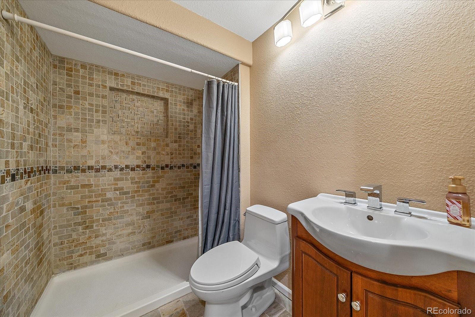 10058 W Fremont Place Littleton CO 80127